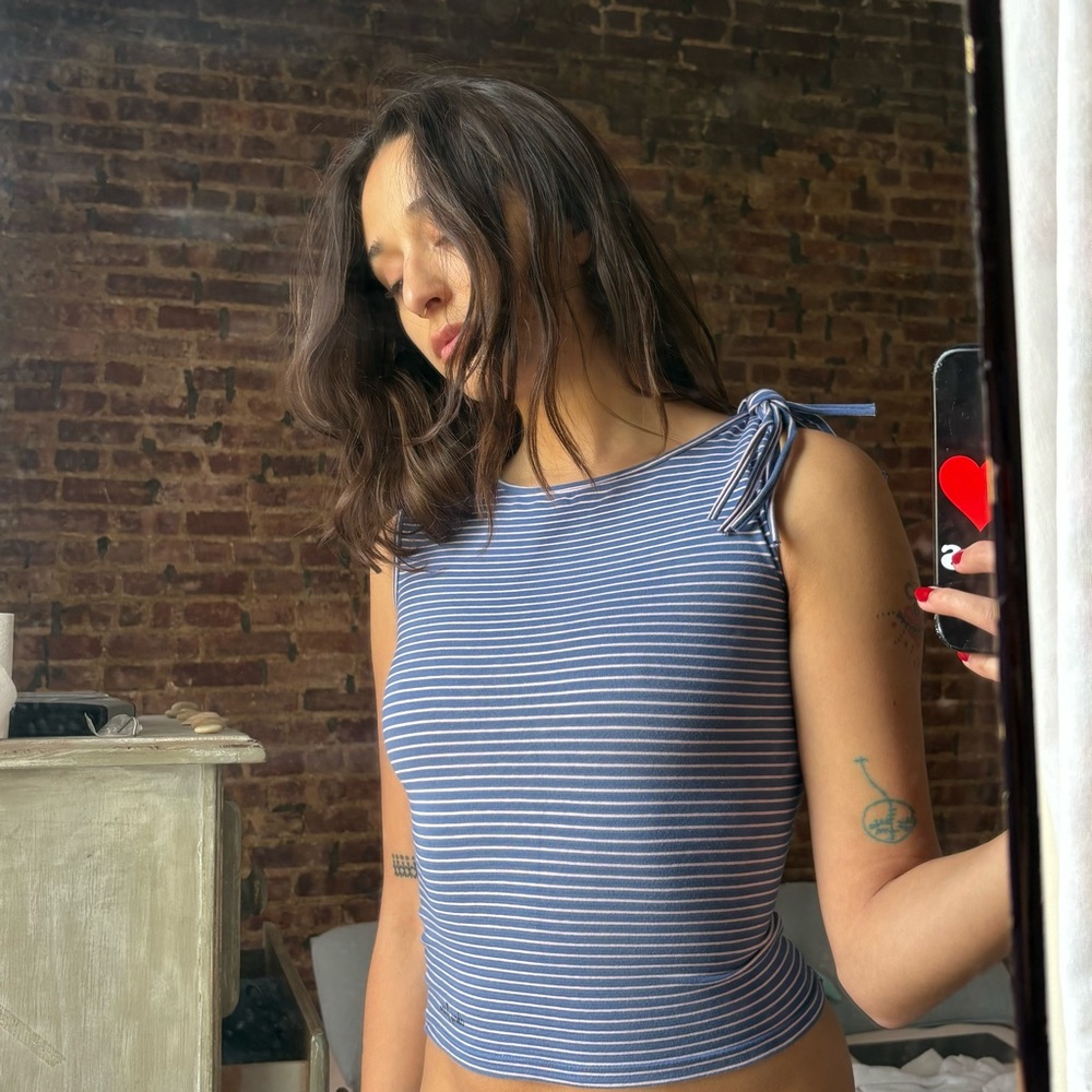 DKNY jeans open back tank - Picture 2 of 5